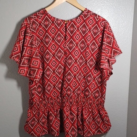 Rainbow red diamond pattern blouse - Picture 3 of 5